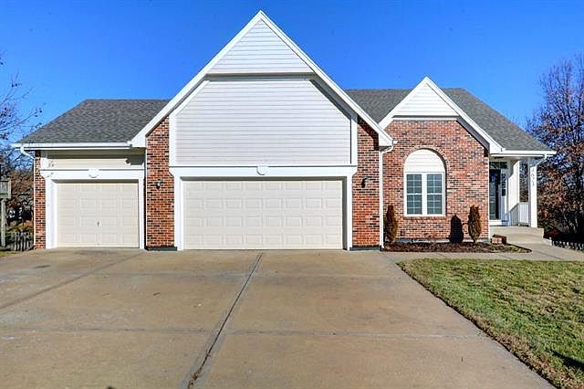 1st image of 4623 Meadow View Dr
