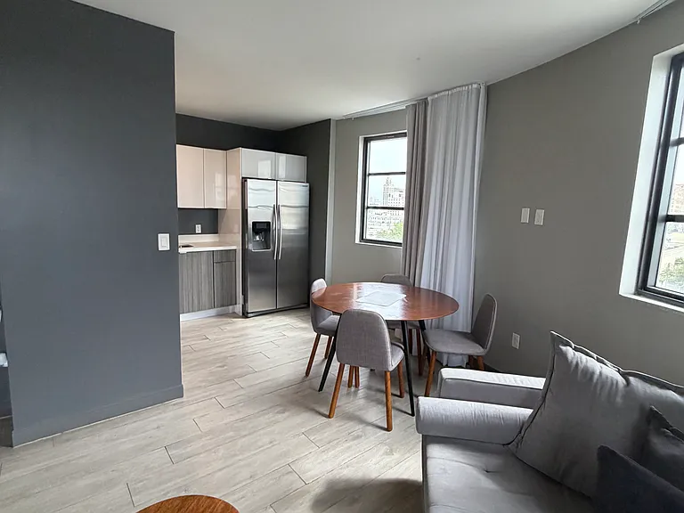 2524 Le Jeune Rd #438 — Photo 6