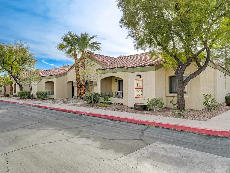 7885 W Flamingo Rd #1071 — Photo 2