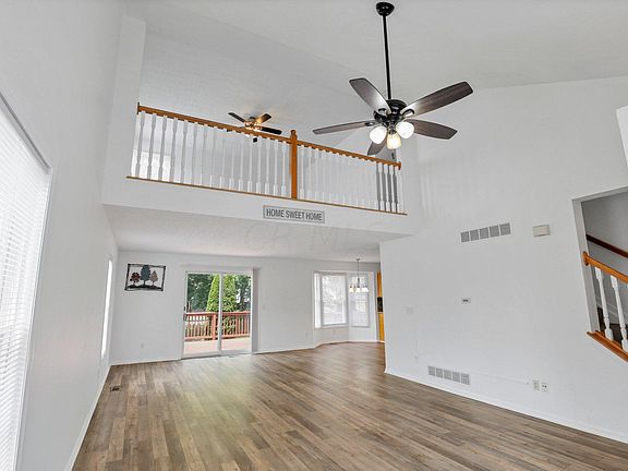 5th image of 709 Petigrew Dr
