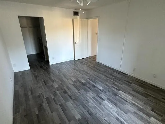 1106 Green Pine Blvd #E1 — Photo 8