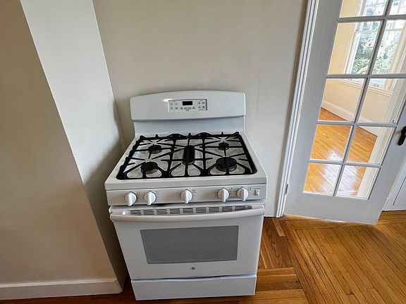 5th image of 398 W Portal Ave APT 405