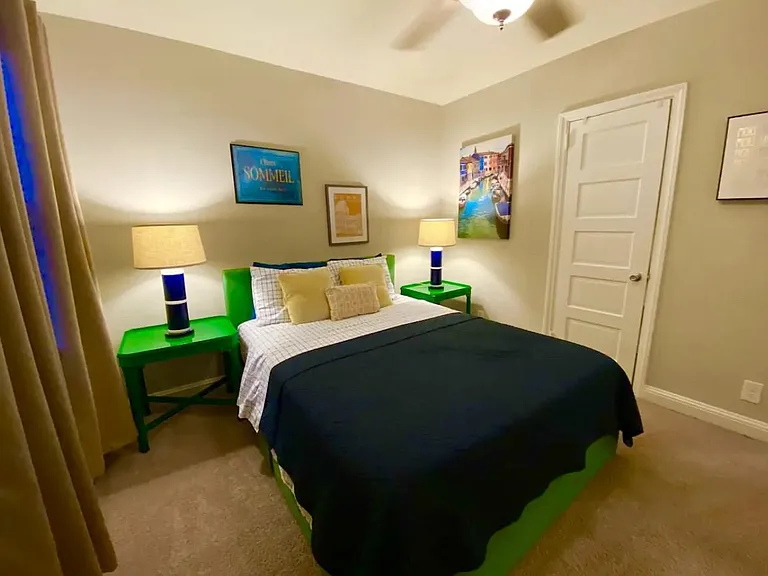 2801 Wade Ave — Photo 14