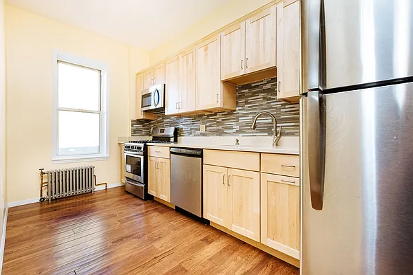 Rented by Nooklyn NYC LLC | media 21