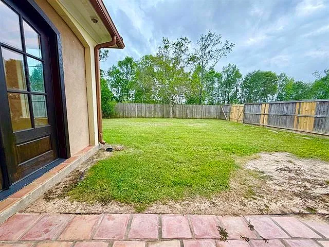 12410 Keith Rd — Photo 43