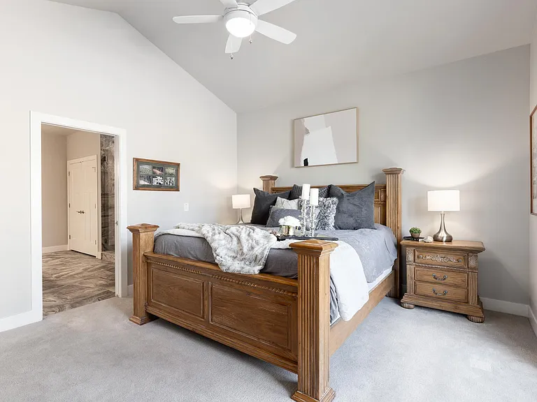 1426 N Montchapel Ln — Photo 18