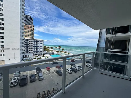 3180 S Ocean Dr #506 Photo 1