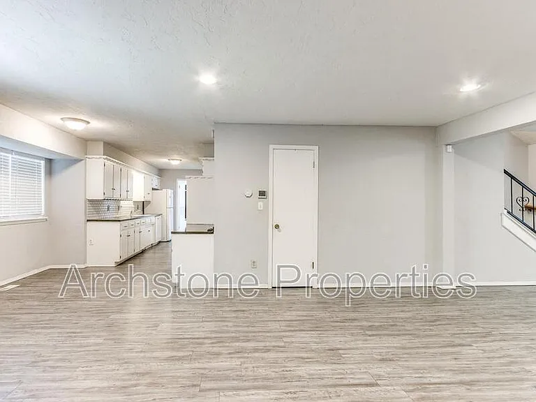 2524 Boxwood Ave — Photo 11