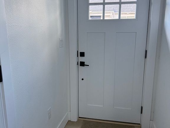 3rd image of 3311 NE 42nd Pl #8
