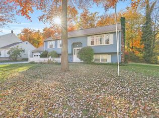 16 Chimney Sweep Rd, Wallingford, CT 06492