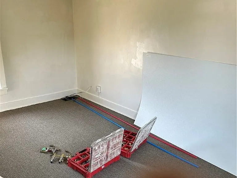 113 Morton Ave — Photo 3