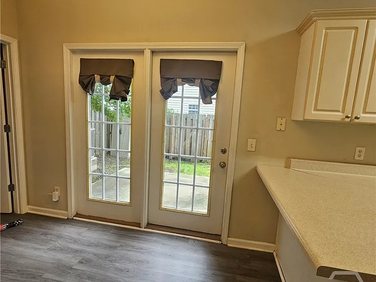 93 Cypress Pointe Dr — Photo 12