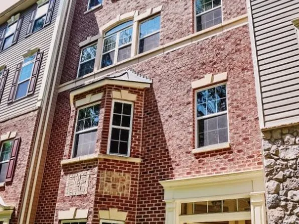 7512B Stoney Run Dr, Hanover, MD 21076