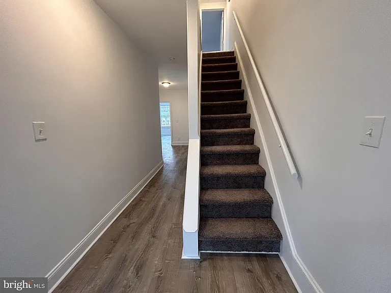 1067 S Clinton Ave #2 — Photo 19