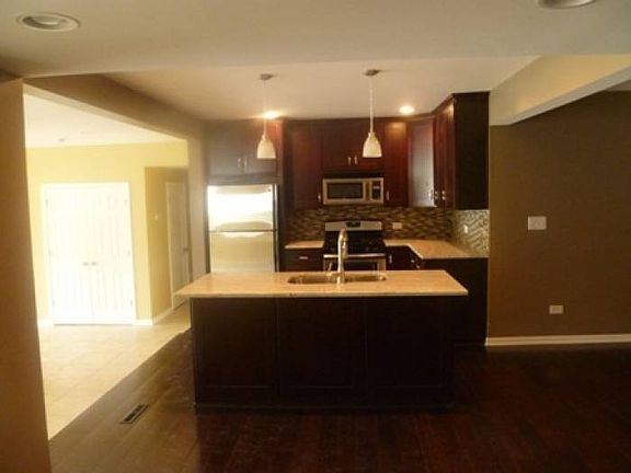 Eat in Kitchen/Dining Com