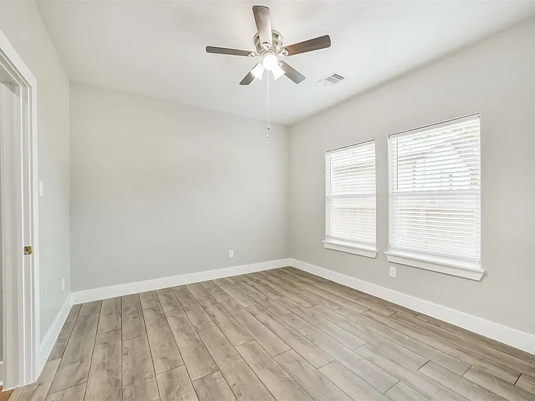 1016 Rachel B Scott St — Photo 29
