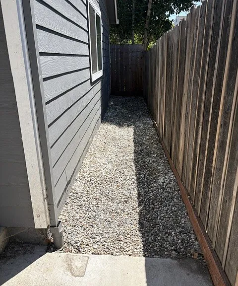 137 Claremont Ave — Photo 10
