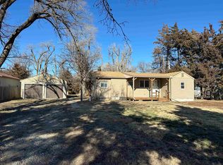 30 SE 20th Rd, Great Bend, KS 67530