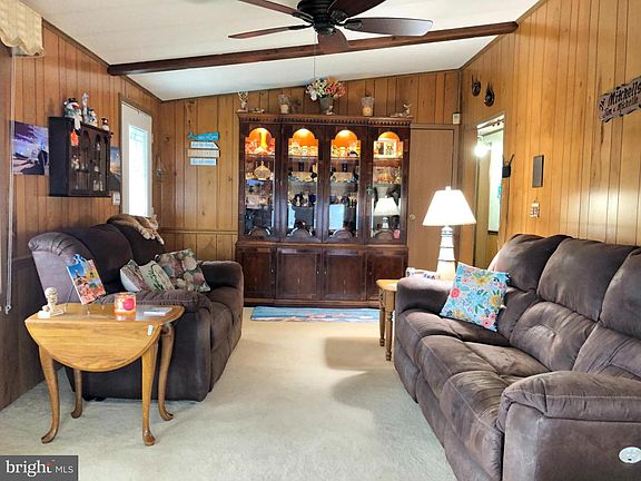 3rd image of 168 Sunshine Ln