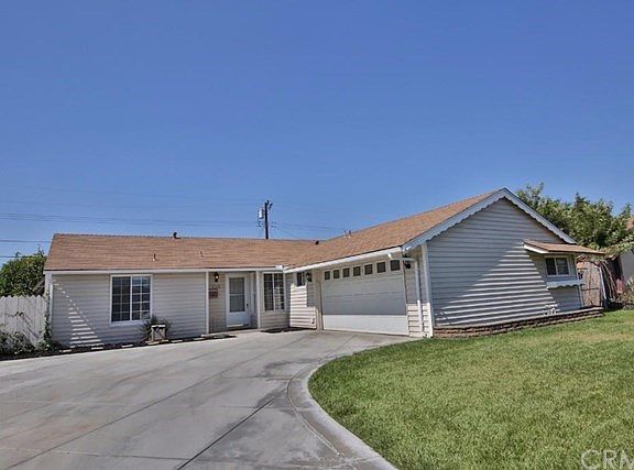 2nd image of 7168 Hoover Way