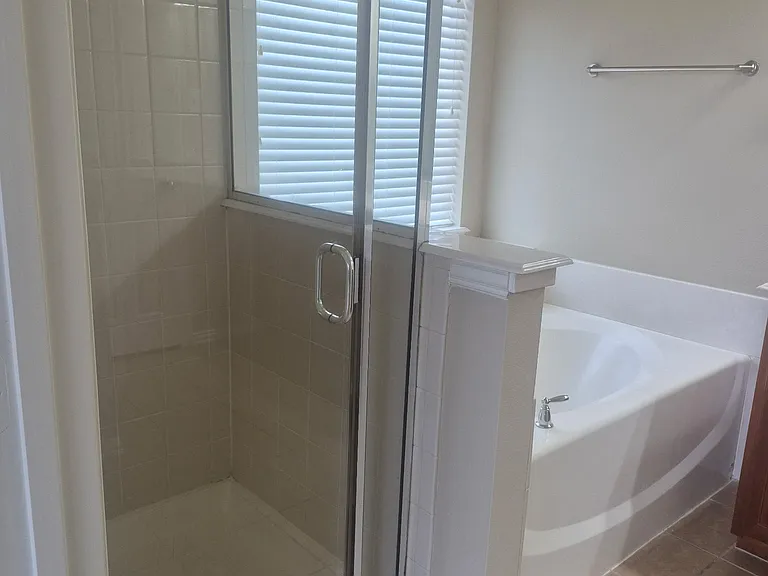 709 Shady Meadow Ln — Photo 10