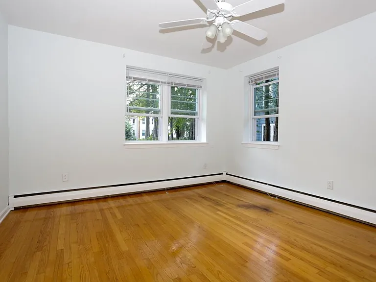 Bedroom #1