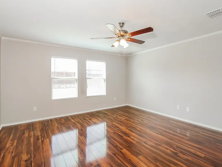 12529 Nicholas Pl — Photo 4