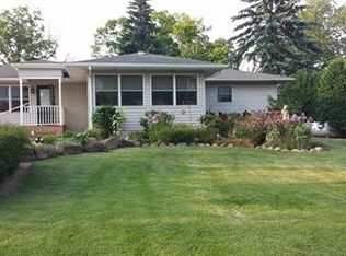 W3335 Springfield Rd, Lake Geneva, WI 53147