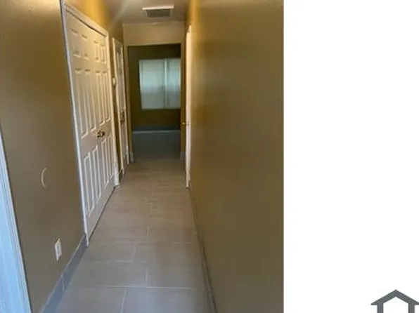 2702 Foxtail Ct Unit 102, Raleigh, NC 27610