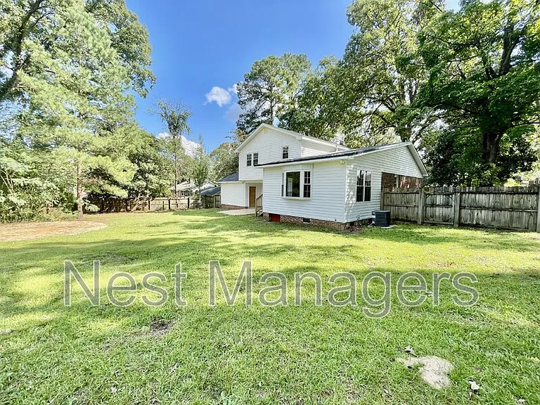 5651 Dodge Dr — Photo 32