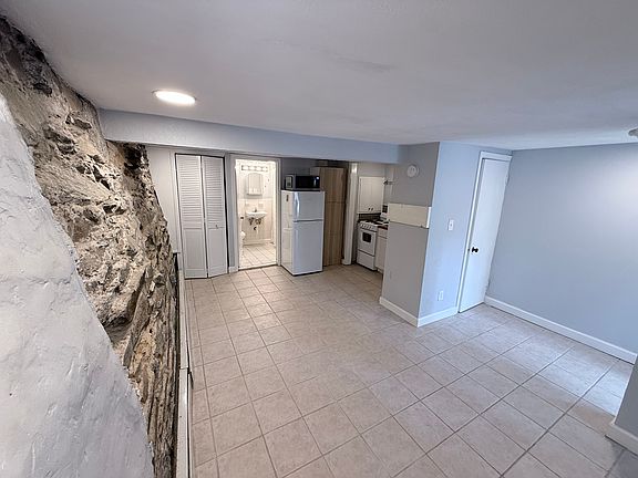 3rd image of 1514 26th St NW #1