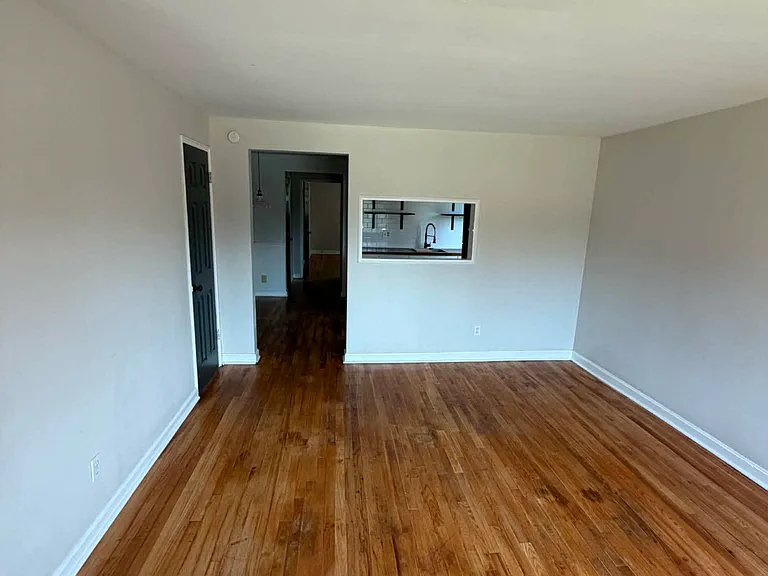 3914 E Gatewood Ln #3 — Photo 3