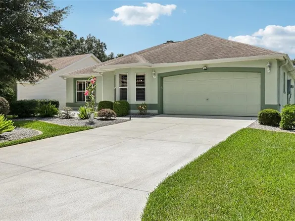 916 Pasadena Way, Lady Lake, FL 32159