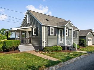 1030 Saint Clair St, Latrobe, PA 15650