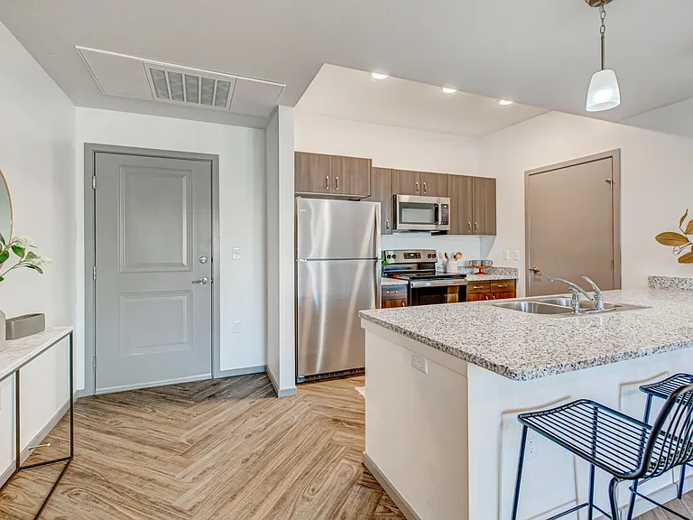 Dovetail Apartments — Photo 37