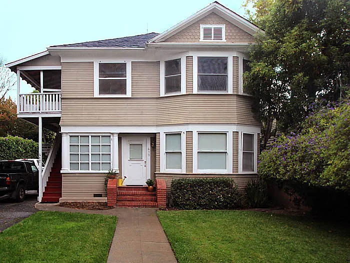 411 Forest Ave