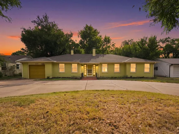 230 N Edgemoor Dr, Wichita, KS 67208