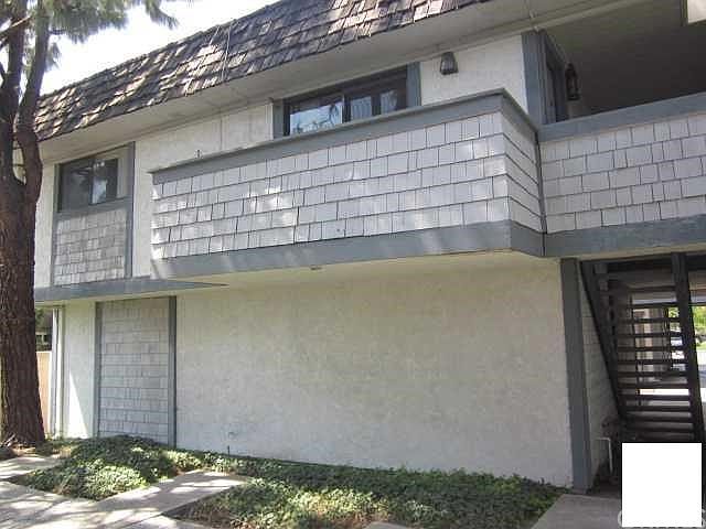 1st image of 229 W Wilson St APT 3