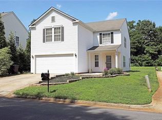 630 N Mulberry St, Statesville, NC 28677