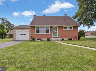 1426 Kenhorst Blvd, Reading, PA 19607