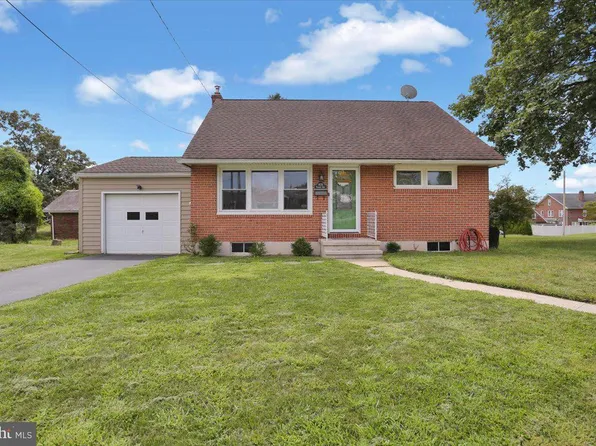 1426 Kenhorst Blvd, Reading, PA 19607