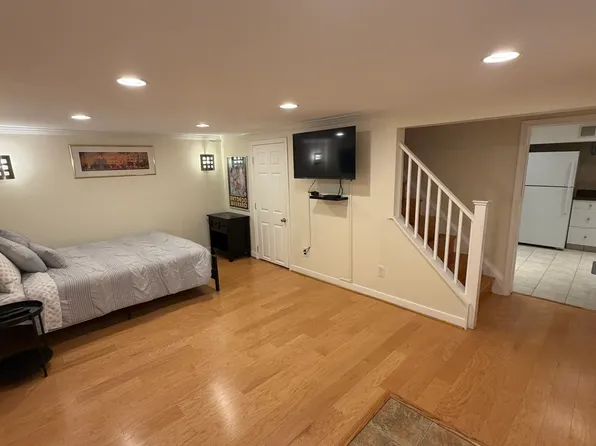 4799 Williamsburg Blvd, Arlington, VA 22207