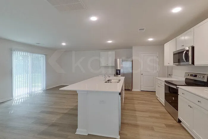 108 Overstreet Way — Photo 7