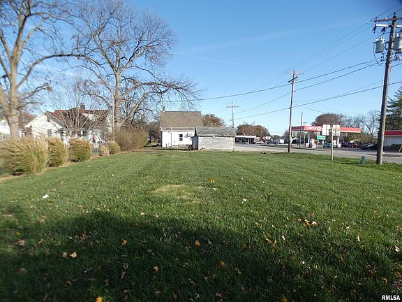 4th image of 103 N Front St