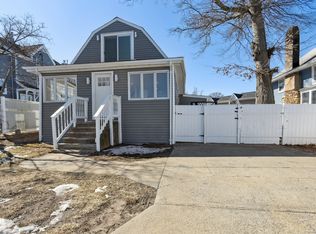 34 2nd Ave, East Haven, CT 06512