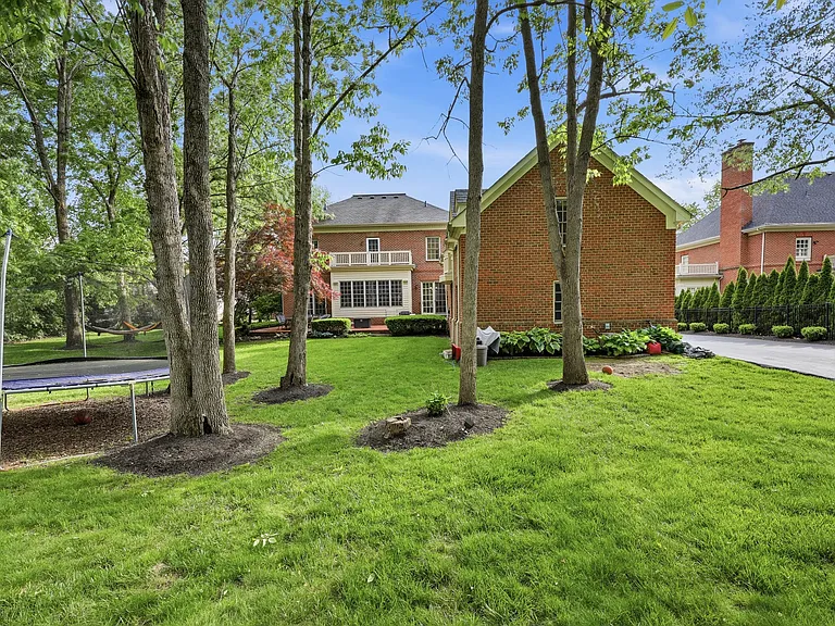 7410 Ratchford Ct — Photo 30