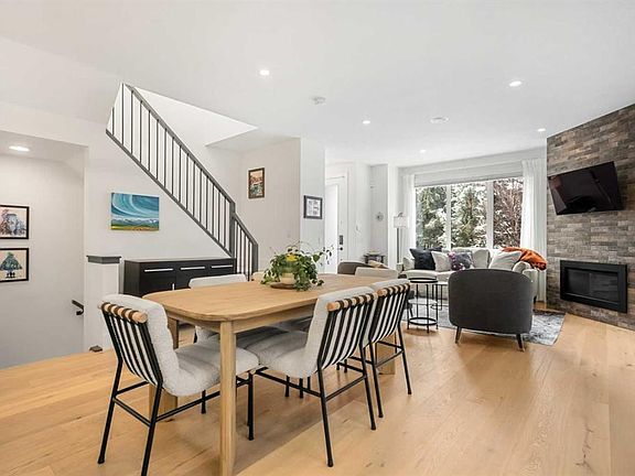 4th image of 1922 W 36th St SW #1