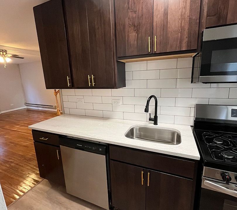 1st image of 4035-37 N Central Park Ave #4037-G