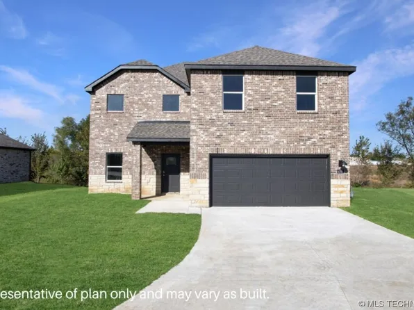 2701 W Brook St, Claremore, OK 74017