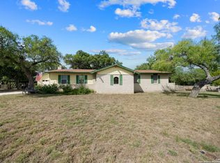 6713 Linkway Dr, San Antonio, TX 78240